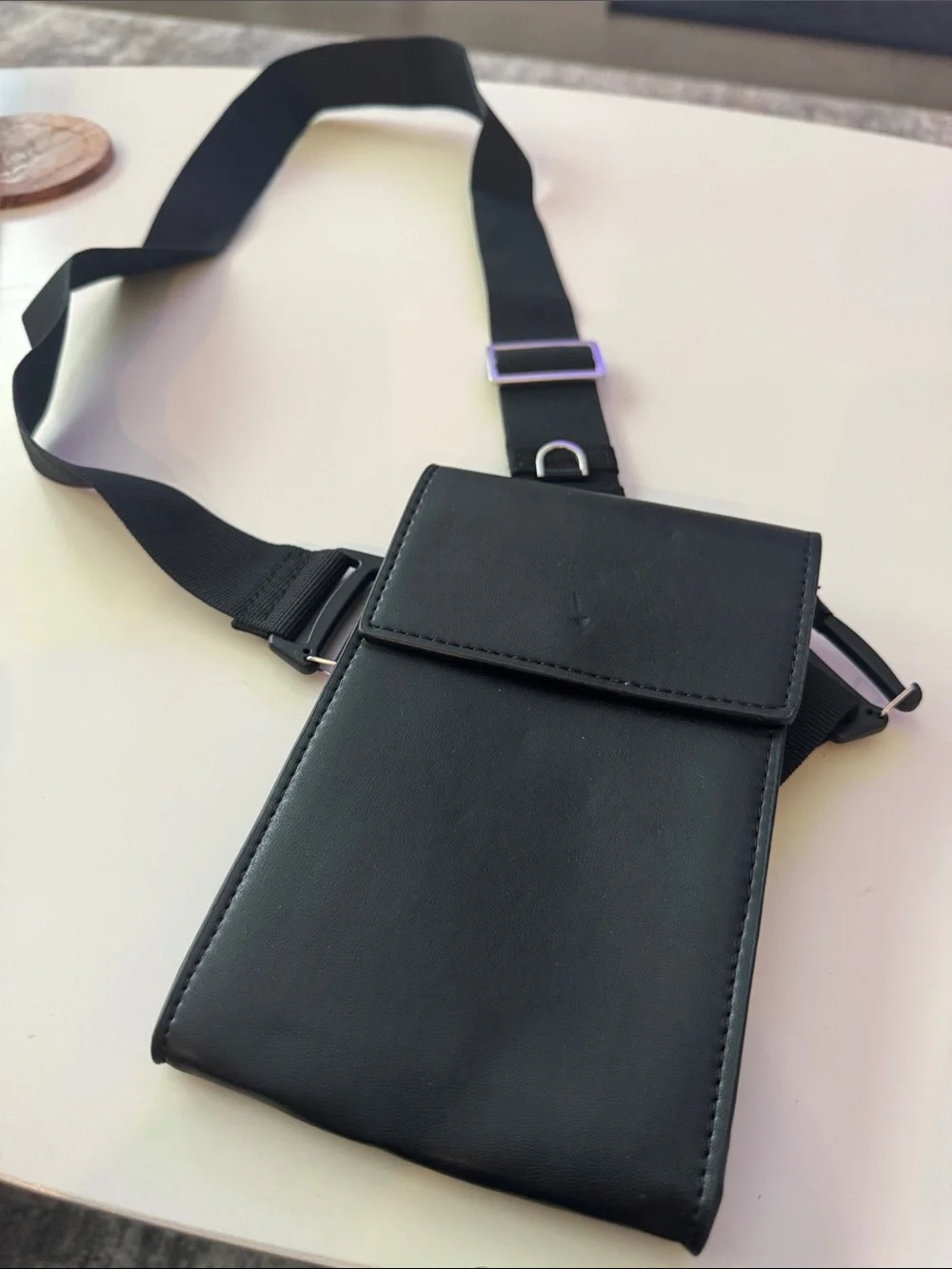 Zara Black Leather Crossbody Phone Pouch - Men - Picture 6 of 9